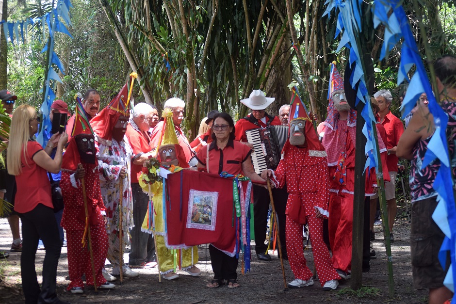 Foto: Divulgação folia-de-reis-prefeitura.jpg
