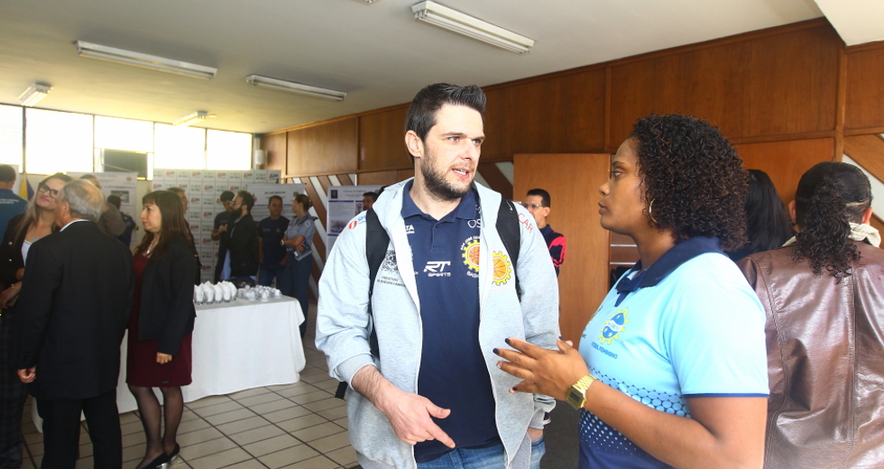 cv__8099-claudio_vieira.jpg