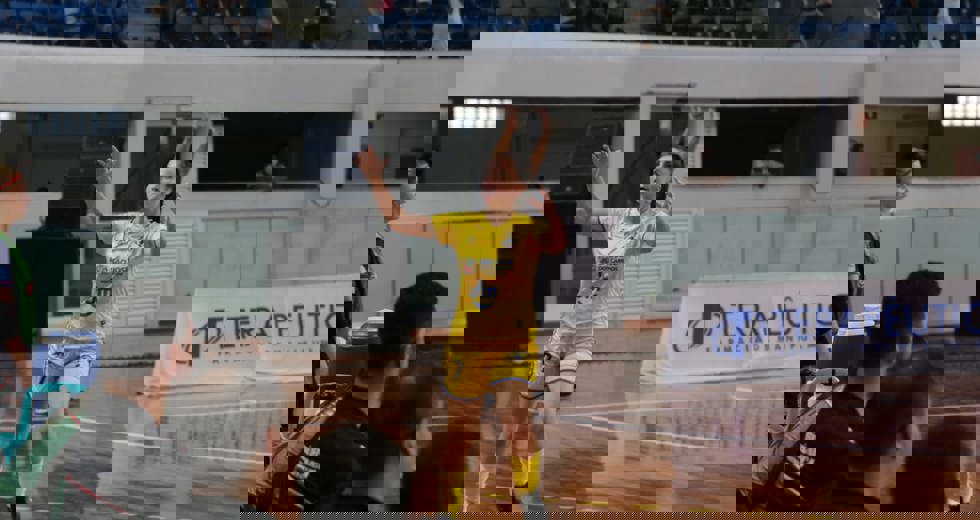futsal-feminino-sao-jose-2-x-2-pindamonhangaba-9.jpeg