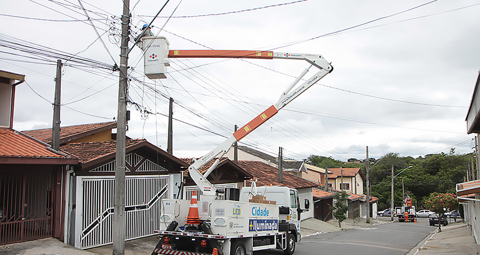 instalacao-leds-bosque-dos-ipes-11-11-2019-lucas-cabral-09.jpg