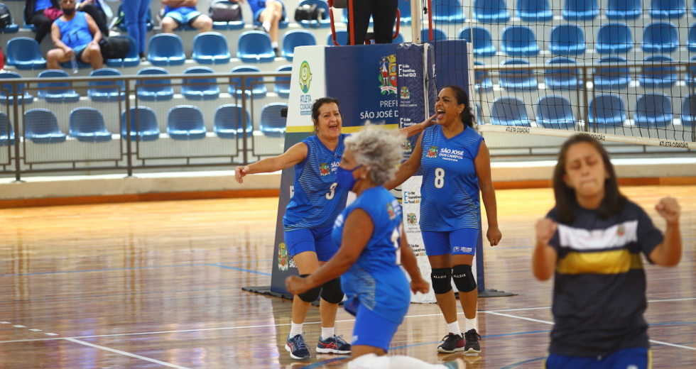 cv__2927_claudio_vieira.jpg