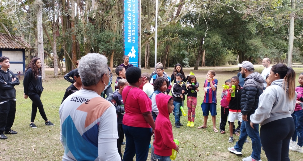 sacolinha-da-soliedariedade-06_08.jpg