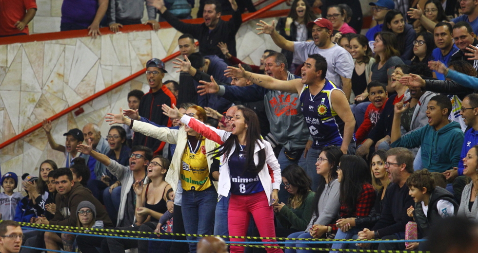 cv__2060-claudio_vieira.jpg