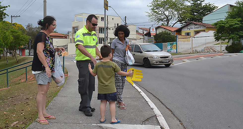 campanha-sinal-de-gentileza-avenida-salinas-23-10-2019-lucas-cabral-06.jpg