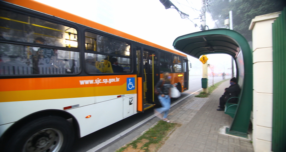 cv__4290_claudio_vieira.jpg