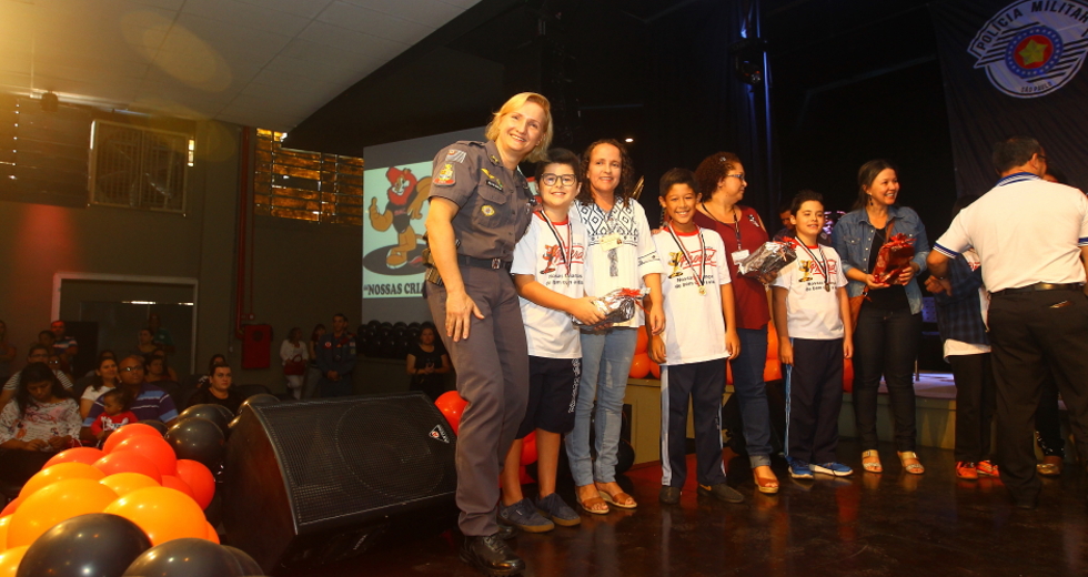 formatura_proerd-73-claudio_vieira.jpg