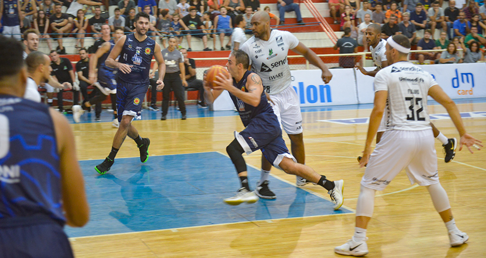 basquete-sao-jose-x-bauru-14-03-2019-lucas-cabral-05.jpg