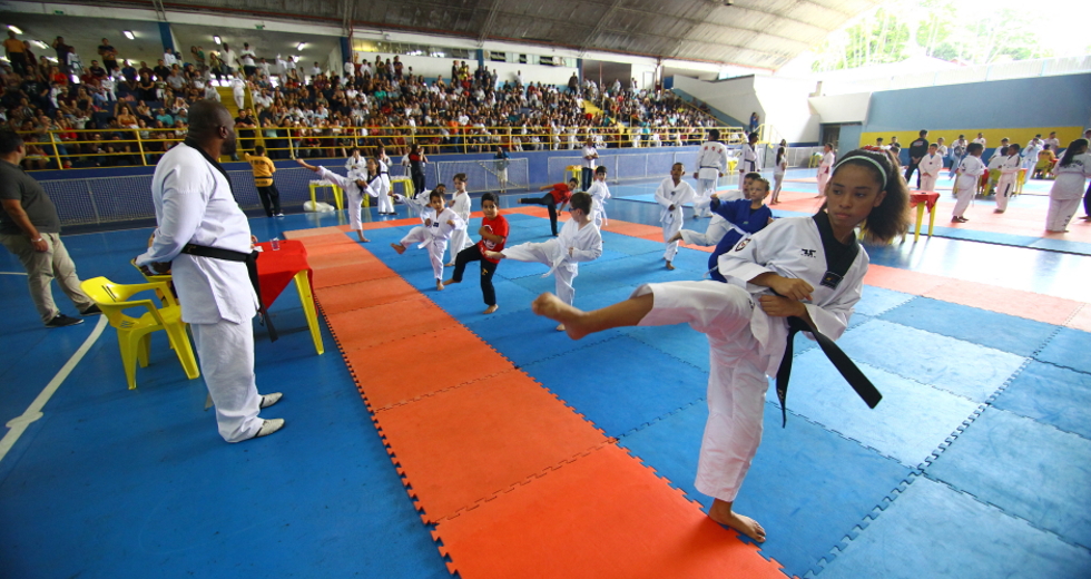 cv__5854_claudio_vieira.jpg