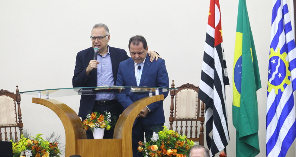 cv__4381_claudio_vieira.jpg