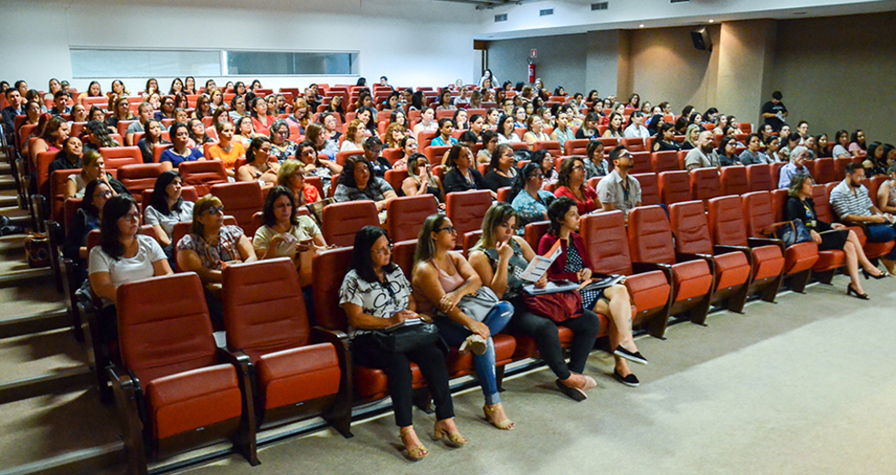 seminario-de-educacao-especial-25-04-2019-lucas-cabral-04.jpg