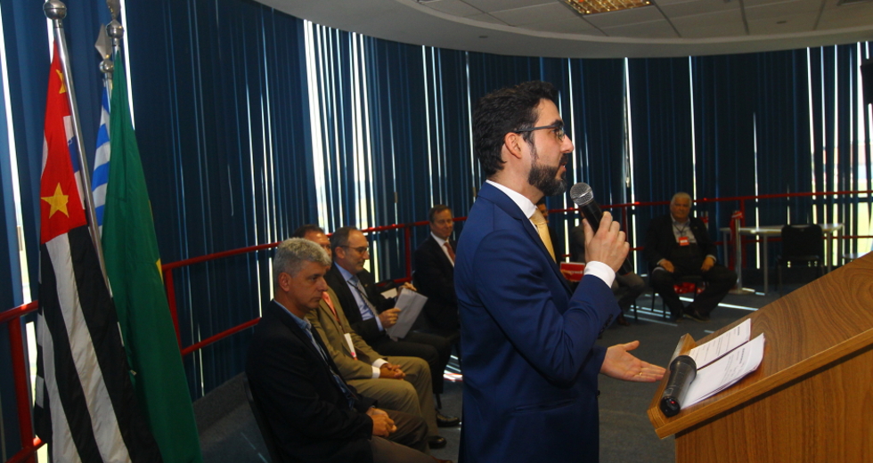 cv__1056_claudio_vieira.jpg