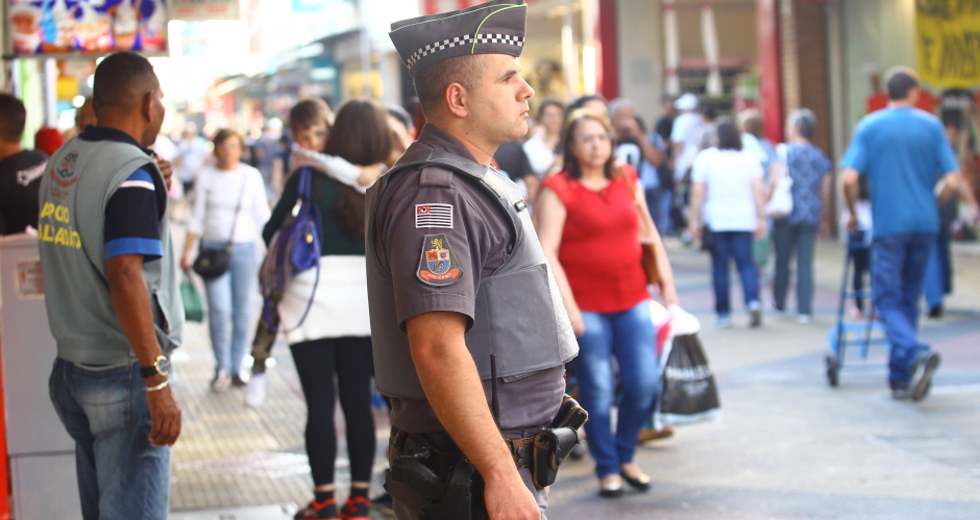 cv__7102_claudio_vieira.jpg