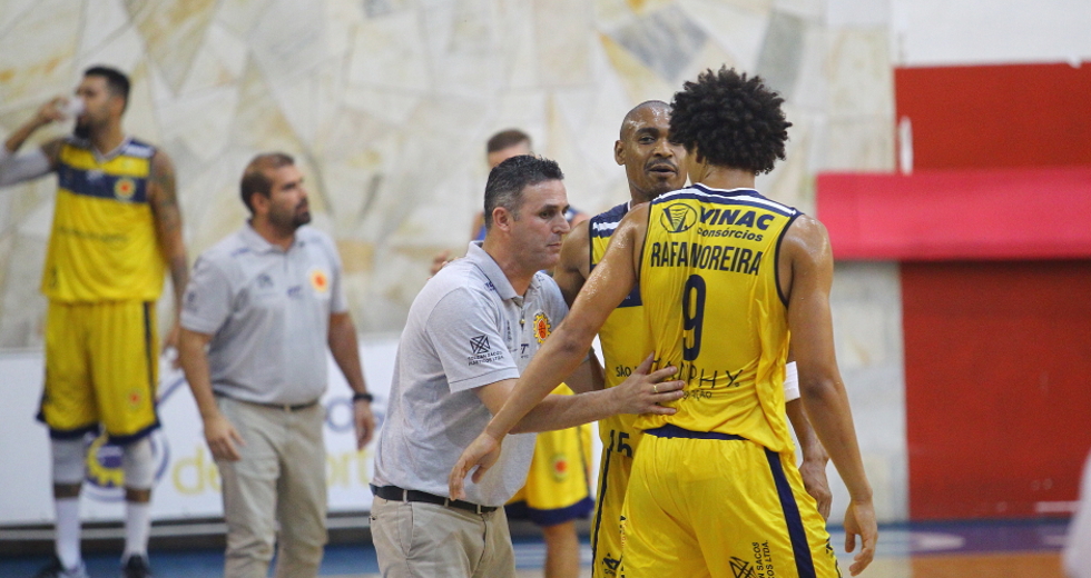 liga_ouro_basquete_36-claudio_vieira.jpg