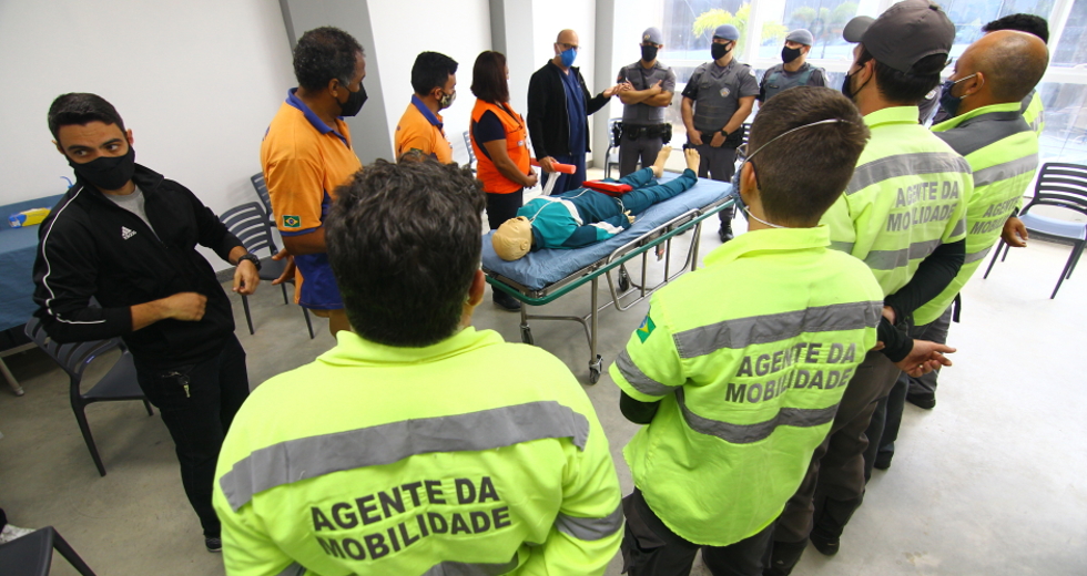 cv__5882_claudio_vieira.jpg