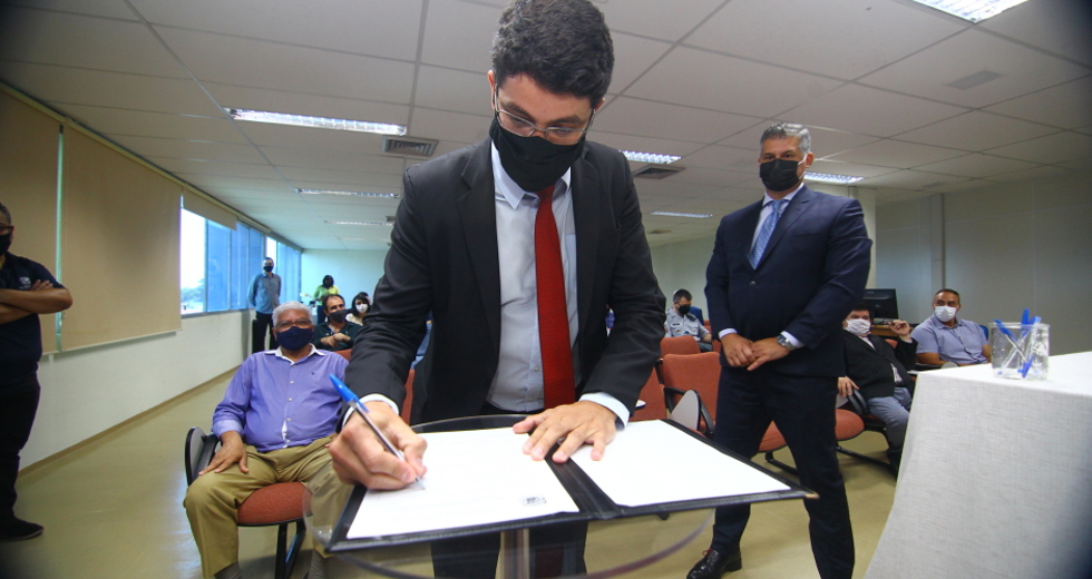 cv__6971_claudio_vieira.jpg