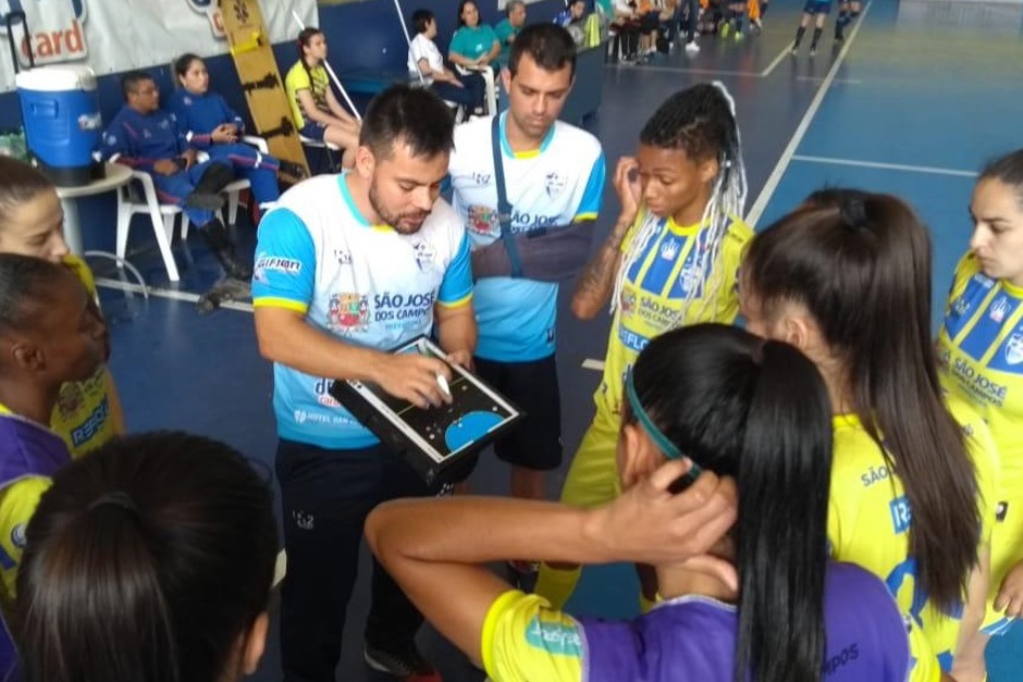 futsal-fem-2-16-ago.jpg
