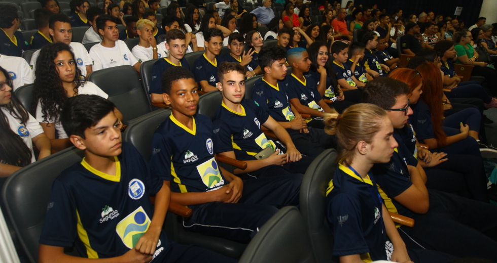 cv__9297_claudio_vieira.jpg