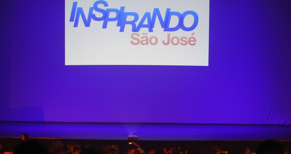 cv__6812_claudio_vieira.jpg