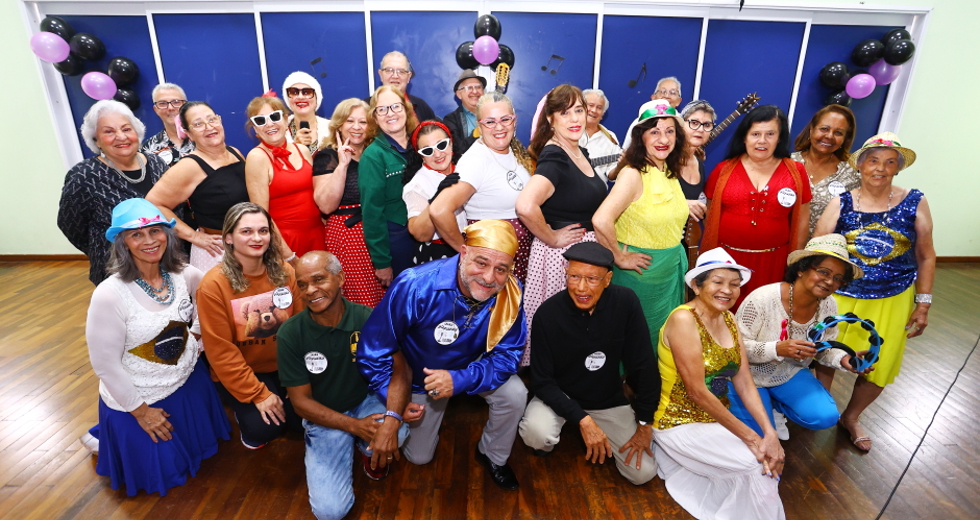 The Vovoice na Casa do Idoso Sul. Foto: Claudio Vieira/PMSJC 31-10-2025  