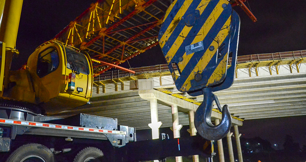 remocao-passarela-de-obras-via-cabui-01-04-2019-lucas-cabral-03.jpg