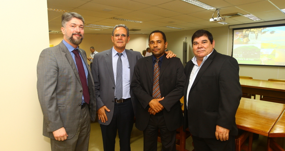 cv__0667-claudio_vieira.jpg
