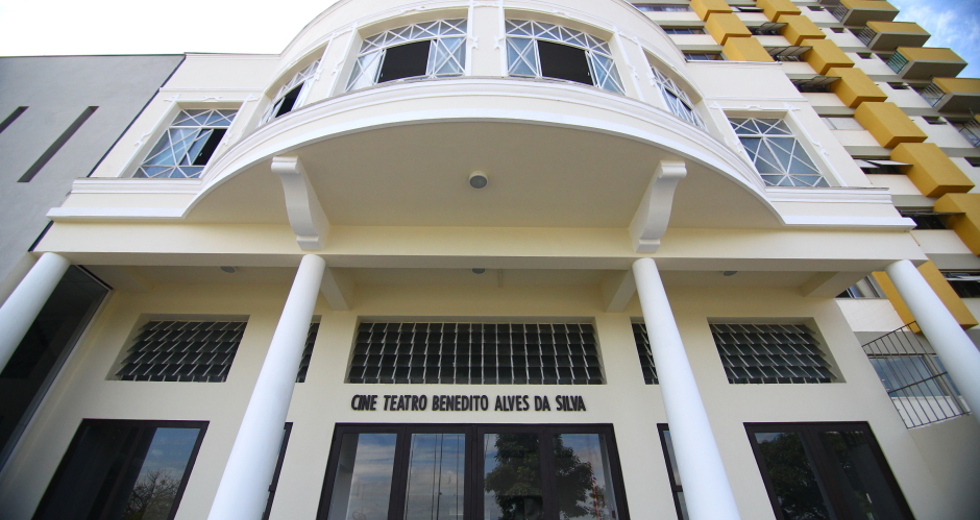 cv__7167_claudio_vieira.jpg