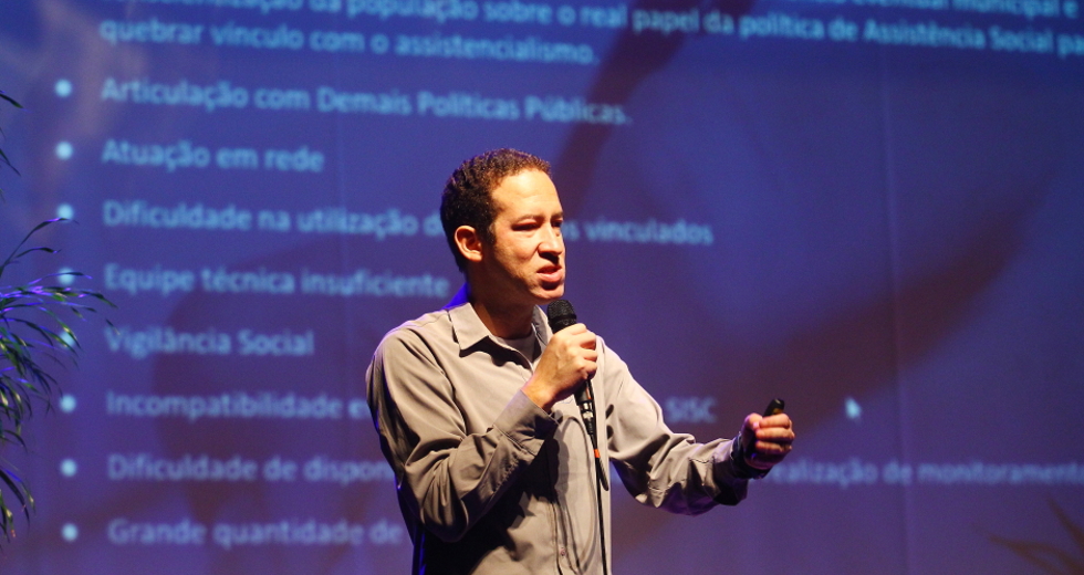 cv__7261_claudio_vieira.jpg
