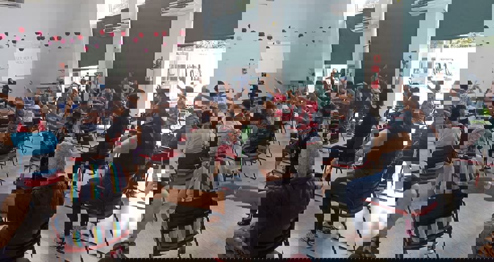 rodadeconversa1.jpeg