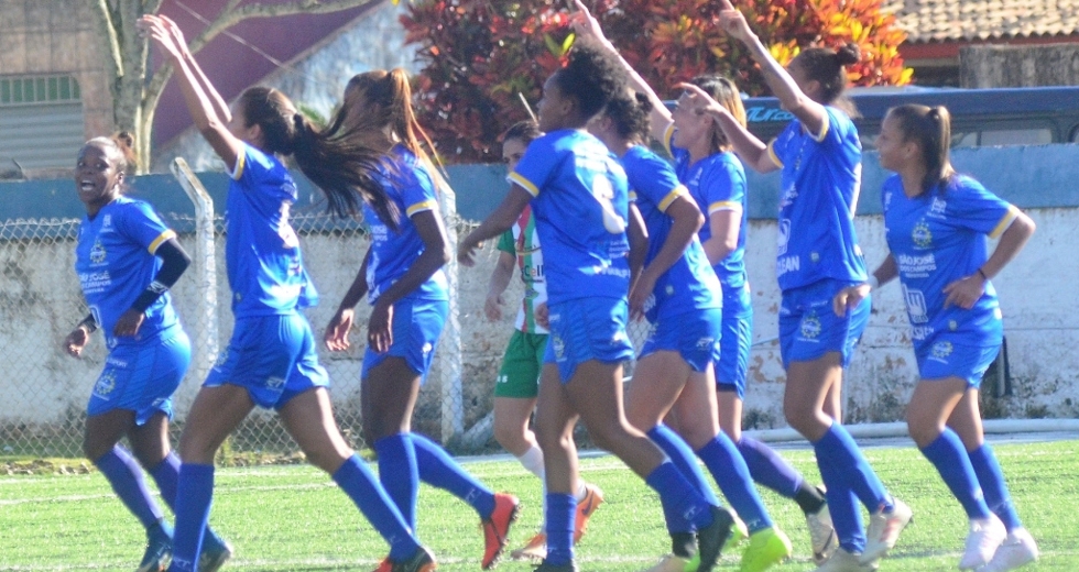 final-futebol-feminino-sj-campeao-15.jpg