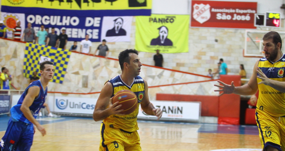 liga_ouro_basquete-58-claudio_vieira.jpg