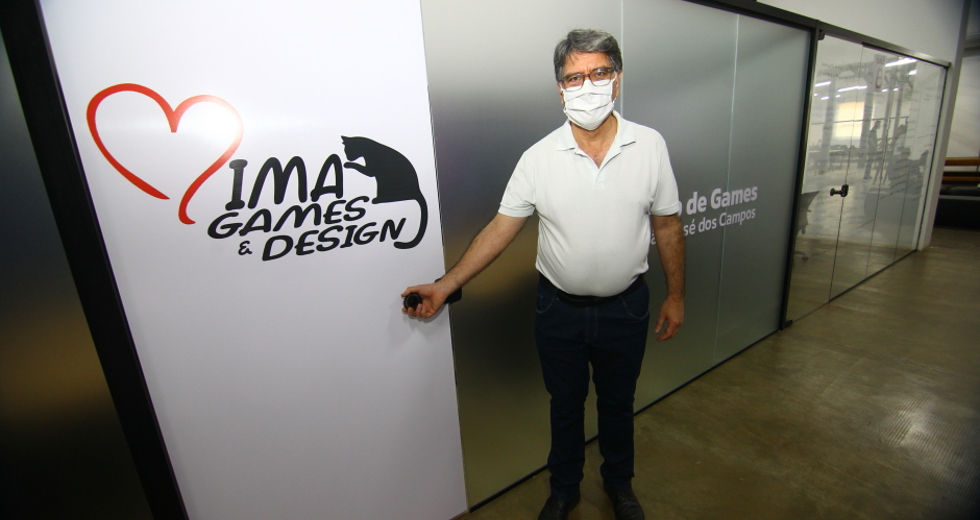 cv__7213_claudio_vieira.jpg