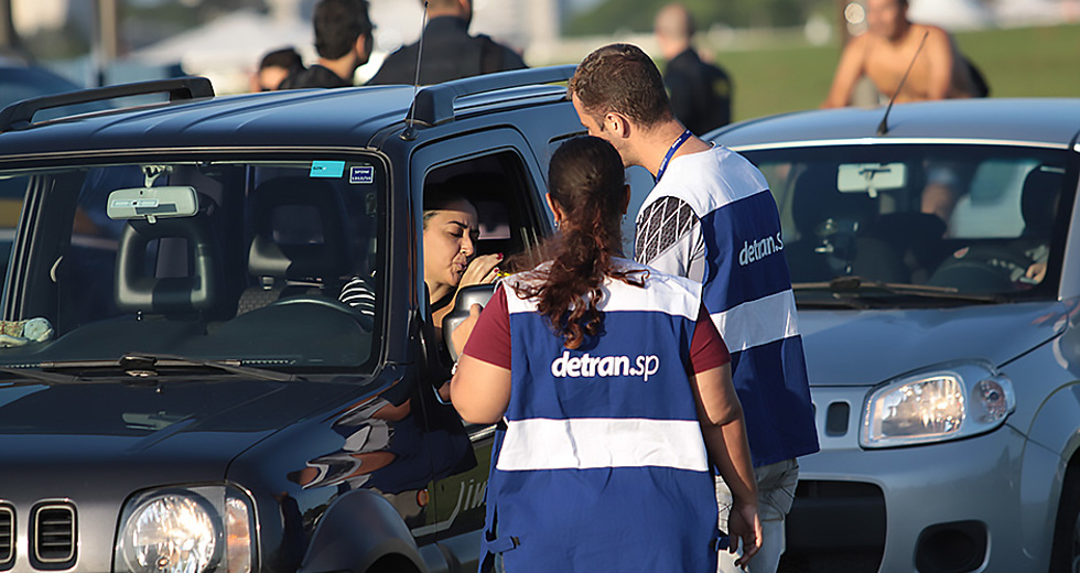 acao-conjunta-forcas-de-seguranca-blitz-bafometro-16-11-2019-lucas-cabral-33.jpg