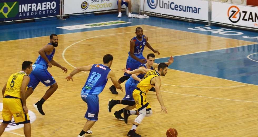 liga_ouro_basquete-22-claudio_vieira.jpg