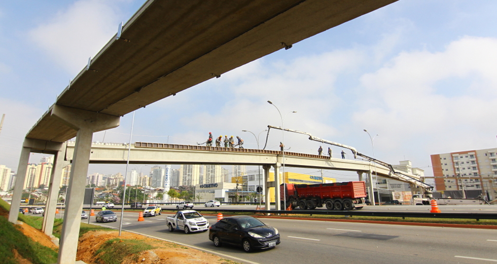 cv__7905_claudio_vieira.jpg