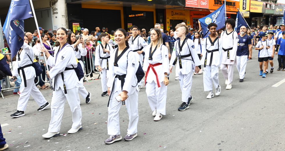 7 de Setembro Dia da Independência - Desfile cívico-militar na Rua 15 de Novembro. Foto: Claudio Vieira/PMSJC 07-09-2025
