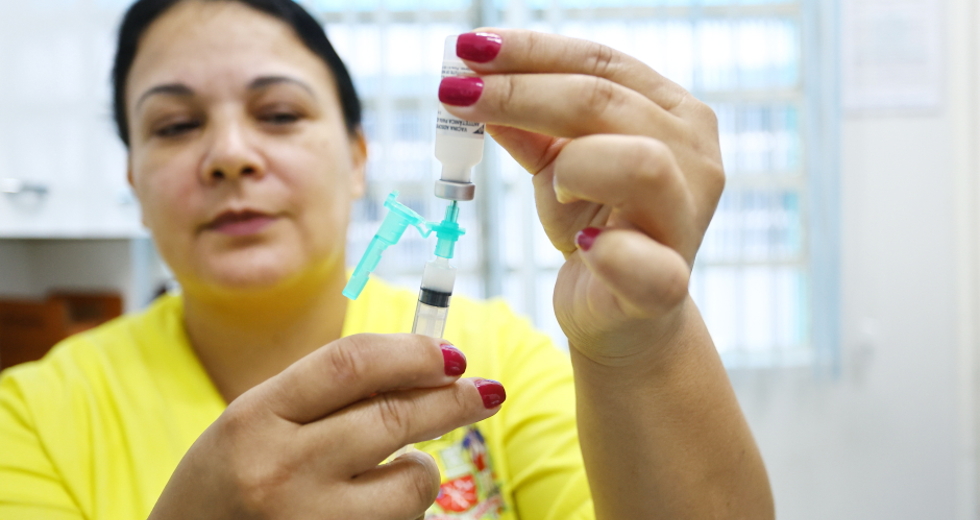 Dia D de vacinação. Foto: Claudio Vieira/PMSJC 18-10-2025