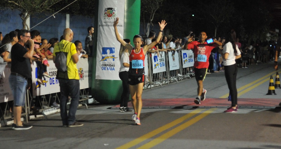 corrida-noturna-eugenio-de-melo-19-10-2019-charles-de-moura-03.jpeg