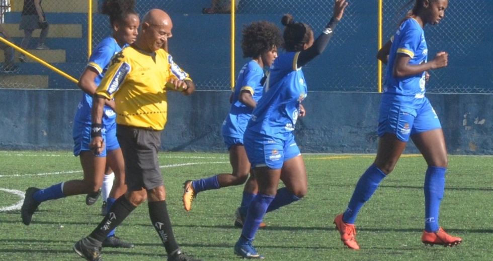 final-futebol-feminino-sj-campeao-16.jpg