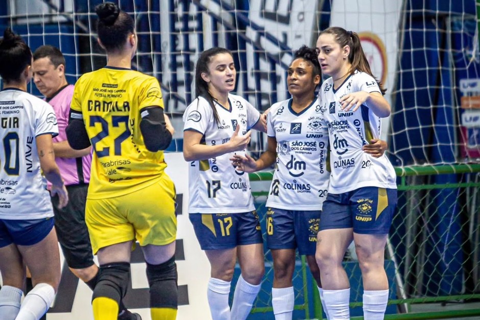 Equipe feminina de futsal, São José Futsal