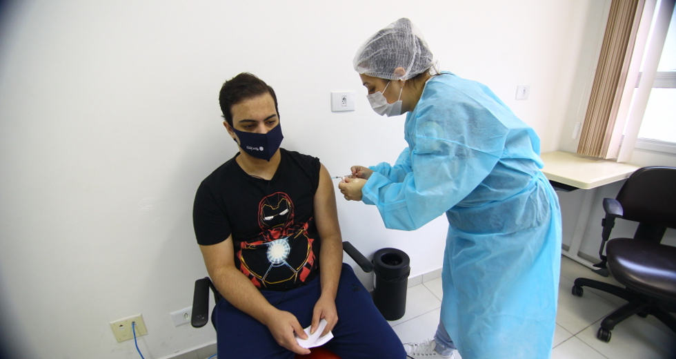 cv__9296_claudio_vieira.jpg
