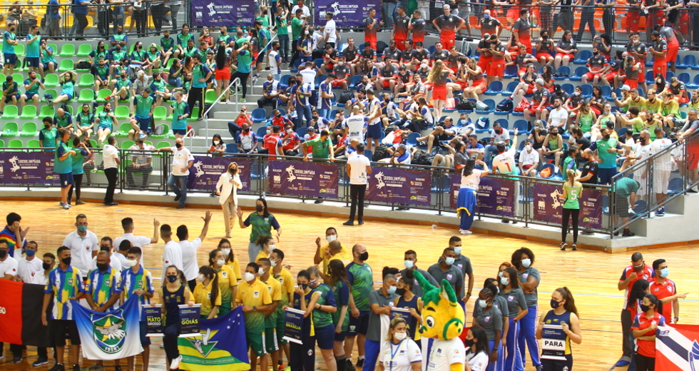 cv__3851_claudio_vieira.jpg