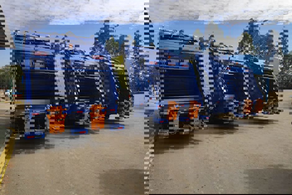 eda27152-22cf-4fcd-a4dc-2414b608e0df.jpg