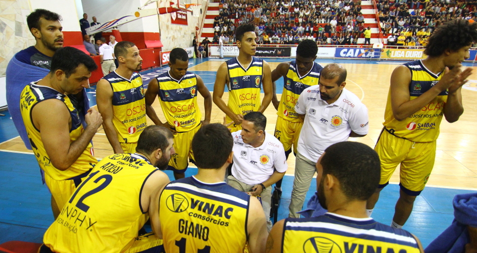 cv__1369-claudio_vieira.jpg