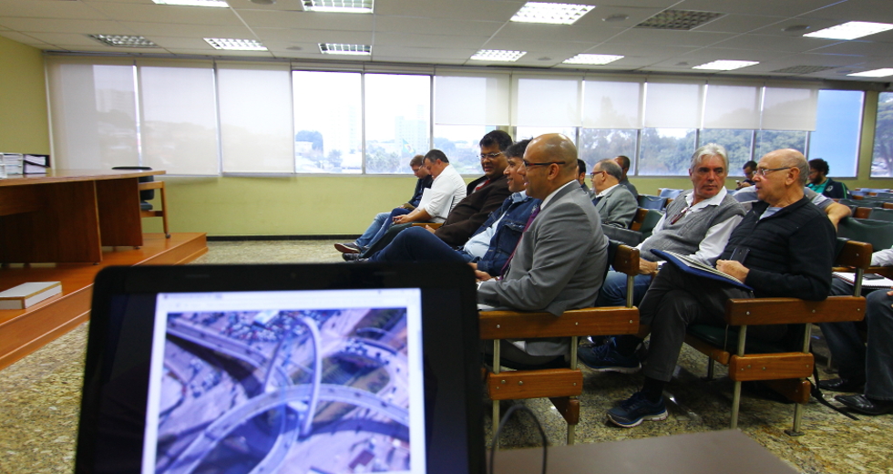 cv__9367-claudio_vieira.jpg