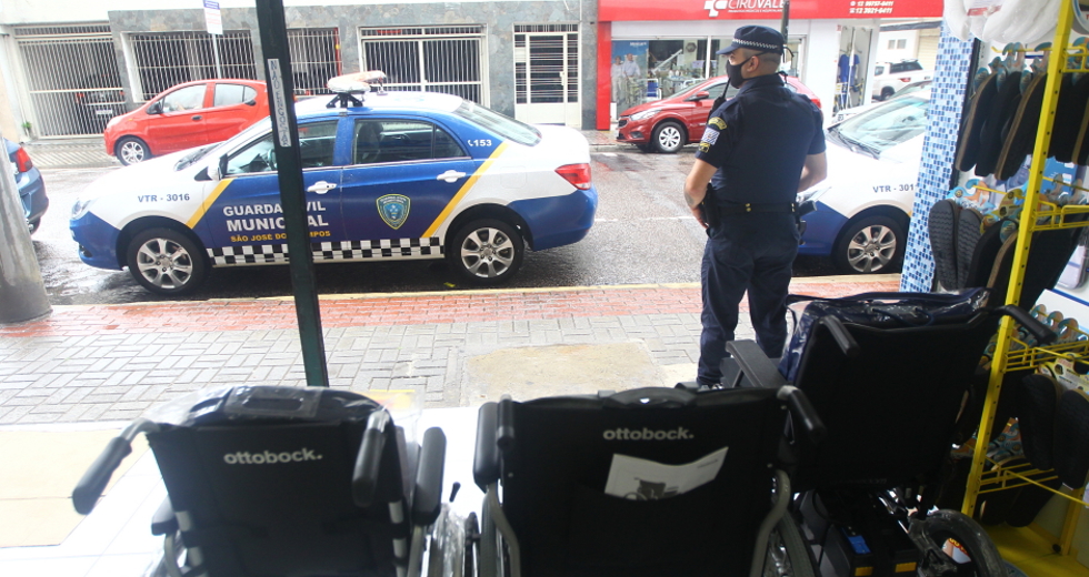 cv__5617_claudio_vieira.jpg