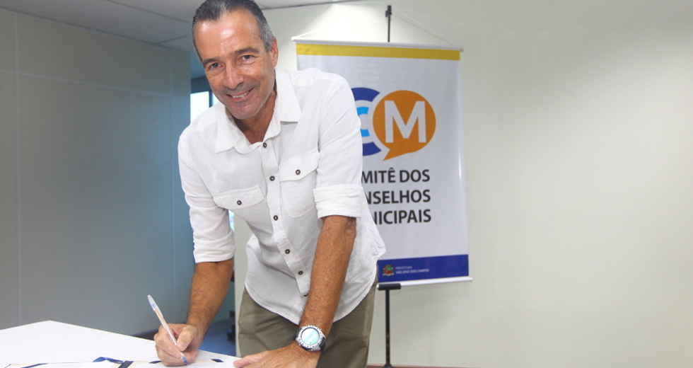 cv__4985_claudio_vieira.jpg