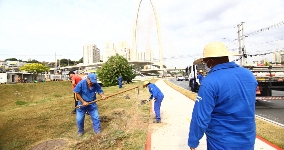 cv__6902_claudio_vieira.jpg