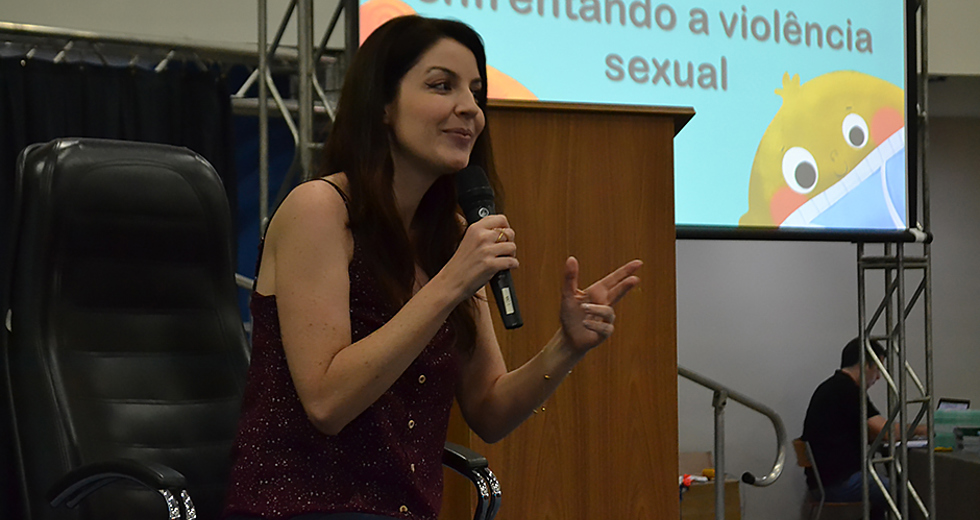 palestra-o-cuidado-com-a-primeira-infancia-03-10-2019-lucas-cabral-39.jpg