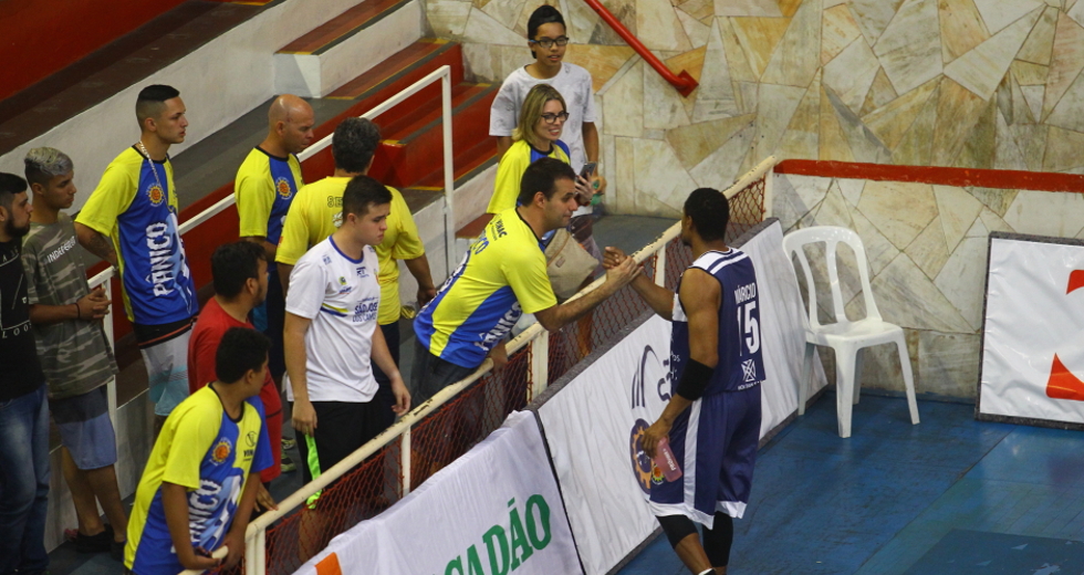 cv__9466-claudio_vieira.jpg