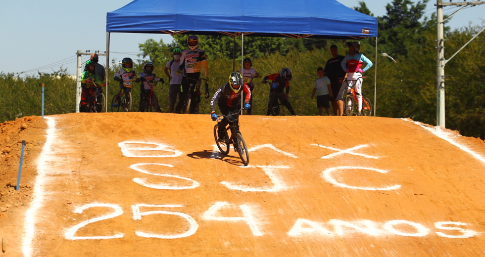 cv__0491_claudio_vieira.jpg